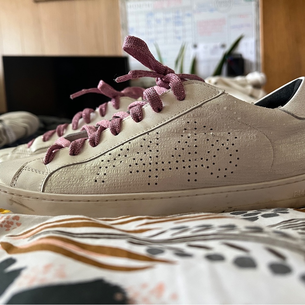 P448 White Sneakers with Pink Laces